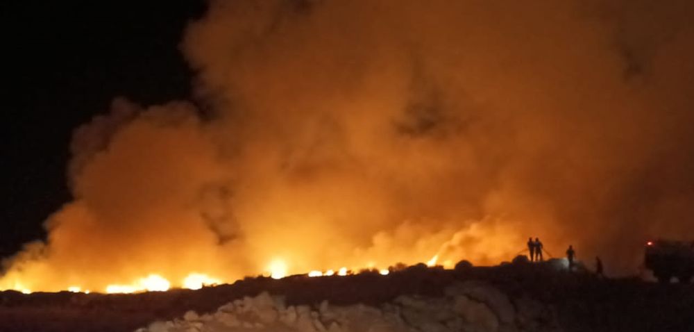 فوج اطفاء بعلبك يخمد حريقاً شب ليلاً في بلدة شعث واخر في دورس 