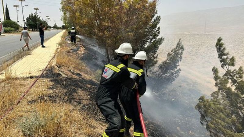 فرق الاطفاء في الدفاع المدني - الهيئة تخمد حريقًا في الهرمل 