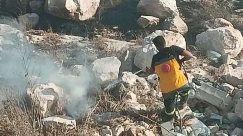 الدفاع المدني يخمد حريقاً في بلدة طيرفلسيه