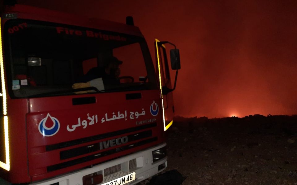 الدفاع المدني يخمد حريقاً اندلع ليلاً في وادي يارين