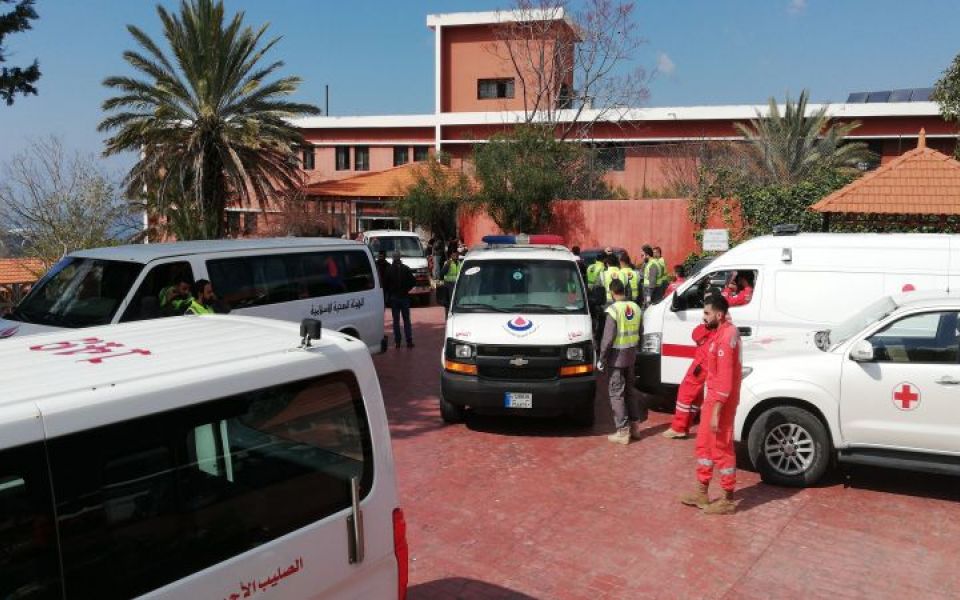 الدفاع المدني ينقل 53 مريضاً من مستشفى الفنار الى مستشفيات المنطقة‎